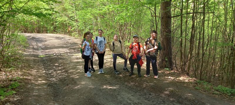 Read more about the article Turistický krúžok – veľkonočná prechádzka