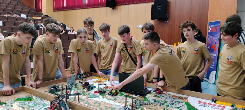 Read more about the article Zažiarili na FIRST LEGO League Challenge! (aj video)
